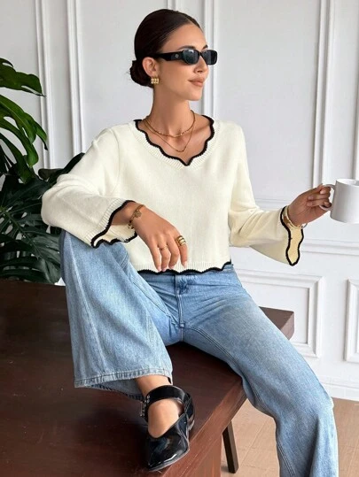 Serisse Women's French Casual Contrasting Color Trim V-Neck Long Sleeves Casual Versatile Knitted Top Fall Tops Flare Sleeve Cropped Sweater ,Knitted Sweater ,Suitable For Daily Commuting. Autumn Layering, Autumn And Winter New Arrivals,For Everyday Wear And Layering Back To School, Fall Women ,Cute Tops,Going Out Tops Women,Old Money Women ,Business Casual Women,All-Season,Christmas Sweater,Thanksgiving For Women , Winter Casual