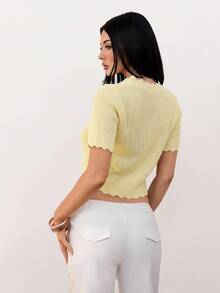 SHEIN Tall Women's Solid Color Short Sleeve Single-Breasted V-Neck Cropped Knit Top Pale Yellow Top, Tall Women - Yellow - View 2