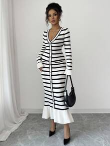 Elenzga V领条纹金属纽扣装饰女式长袖毛衣裙 - 黑與白 - 查看 6