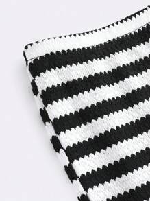 SHEIN Tween Girl Casual Asymmetric Textured Black & White Striped Cropped Off-Shoulder T-Shirt And Pants 2 Pieces Set Two Piece Set Striped Two Piece Set Two Piece Pantsuit