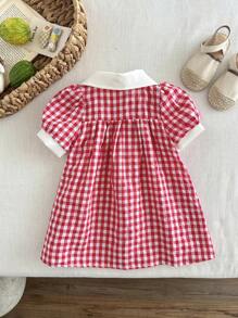 SHEIN Vintaside Kids 女婴格子碎花休闲连衣裙，田园风格，舒适时尚，百搭，春夏季，樱桃装饰 - 紅色 - 查看 2