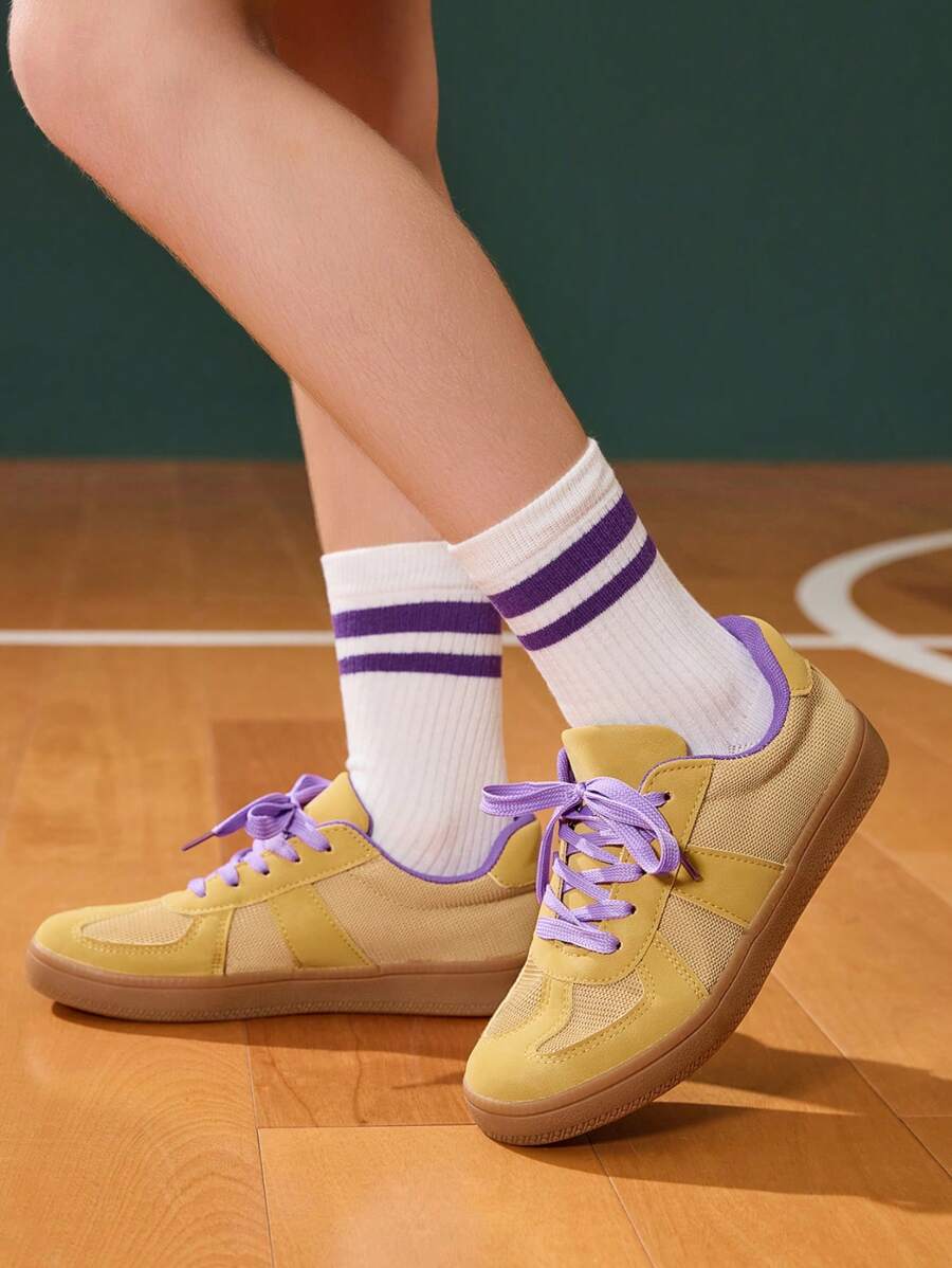 1 Pair Retro Fashion Sporty Lace-Up Color Block Casual Athletic Trainers, All Season - Yellow - View 1