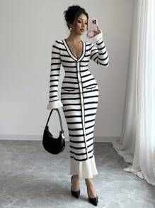 Elenzga V领条纹金属纽扣装饰女式长袖毛衣裙 - 黑與白 - 查看 4
