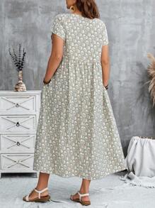 EMERY ROSE Plus Size All-Over Print V-Neck Casual Versatile Short Sleeve Dress,Fall Dresses For Women , Women's Fall Clothes