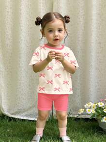 SHEIN Baby Girl Cute Mini Pink Bow Print Casual Short Sleeve T-Shirt & Fitted Shorts Set, Suitable For Spring & Summer - Multicolor - View 4
