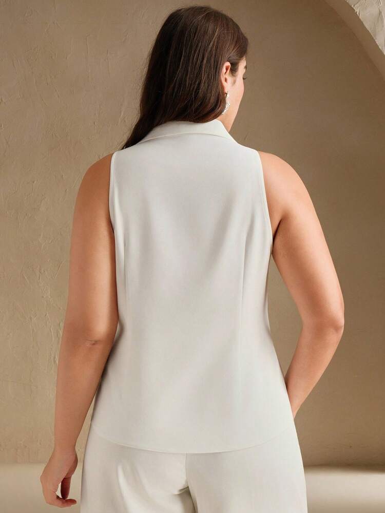 Plus Size Women Vacation Style Collared Sleeveless Twist Decor Tank Top
