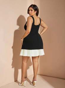 SHEIN BAE Váy xếp ly ren hoa lãng mạn cỡ lớn cho nữ màu tương phản, phù hợp cho trang phục thường ngày mùa xuân, mùa hè, mùa thu, trang phục hẹn hò - màu đen - Xem 3