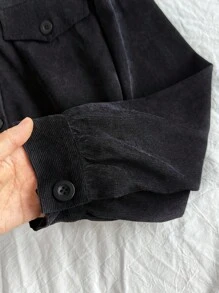 CovetEZ 加落肩翻盖细节短款灯芯绒夹克，适合冬季 - 黑色 - 查看 9