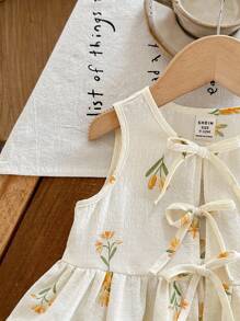 SHEIN 女童可爱夏季粉白条纹蝴蝶结无袖上衣和松紧腰短裤套装 - 卡其色 - 查看 4