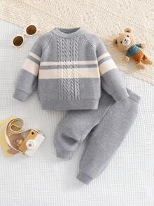 SHEIN 2 piezas Conjunto de suéter y pantalón para niños pequeños, suéter de rayas grises y blancas, y pantalón largo