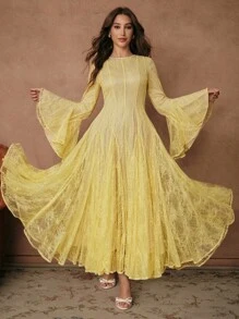 SHEIN Unity 优雅圆领蕾丝拼布修身女式连衣裙 - Butter Yellow - 查看 4
