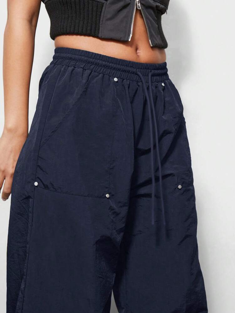 SUMWON WOMEN Y2K Style Cargo Wide Leg Pants Palazzo Trousers With Rivets Baggy Winter Fall Streetwear Drawstring Waist Lightweight Ripstop