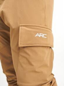 Pantalones cargo de entrenamiento con tela CloudTouch de confort todo el día y resistentes al agua de la colección ARC Workout Training Fashion - Marrón - Ver 3