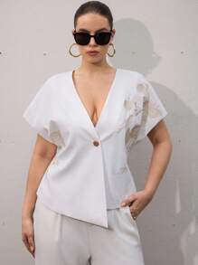 Aveloria Modichic V领纯色前刺绣通勤时尚背心夹克 - 米色 - 查看 1