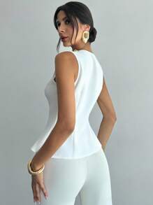 Firerie 女士优雅精致浪漫通勤新款时尚日常金属纽扣腰部 A 字下摆无袖白色衬衫上衣 - 白色 - 查看 2