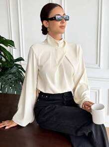 SHEIN Frenchy بلوزة أنيقة للسيدات ذات ياقة عالية وأكمام واسعة، لون أحادي، مناسبة للارتداء اليومي، للعودة إلى المدرسة، حفلات الريف، الملابس الرسمية الكاجوال للسيدات، للمعلمات، لليلة المواعدة، الغداء، الملابس الغربية للسيدات، بلوزة رسمية كاجوال - لون مشمشي - مشاهدة 4