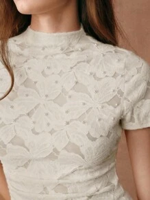 Anewsta Savoree Elegant Romantic 3D Floral Jacquard Stand Collar Fitted Short Sleeve Knit Tee With Pearl Decor