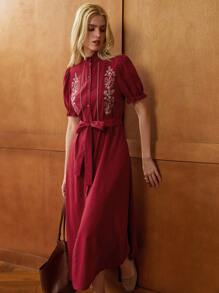 Écloséra 复古荷叶边领短袖泡泡袖系腰刺绣拼色红色休闲通勤长衬衫裙女装春夏 - 紅色 - 查看 3