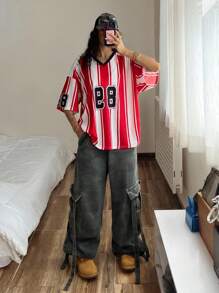 StreetHx 女式 V 领红白撞色数字印花宽松 T 恤 - 彩色 - 查看 6