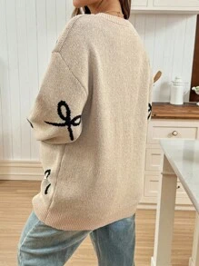 SHEIN Autumn And Winter Maternity Bowknot Pattern Round Neck Long Sleeve Knitted Sweater
