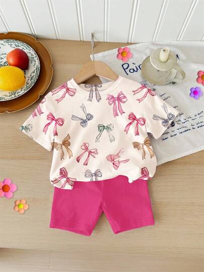 SHEIN 女婴休闲简约圆领短袖 T 恤和紧身裤两件套，适合春夏季