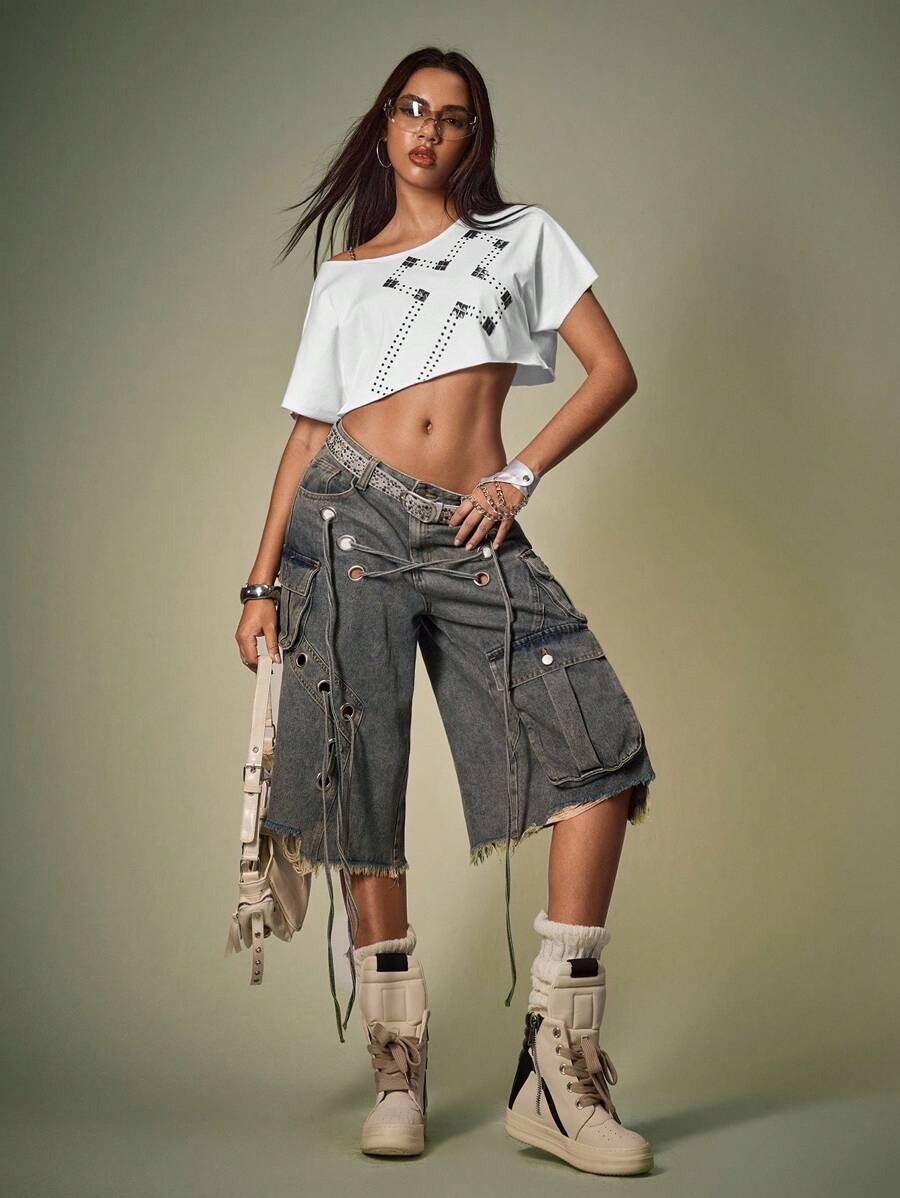 Shutterstock Y2Kool White, Casual, Loose, Punk, Goth, Cross, Chain Decor Women Cropped Oversized Asymmetric Crew Neck T-Shirt, Suitable For Summer Off The Shoulder Top Party Top - White - View 1