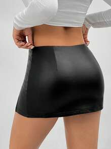 SHEIN PETITE PU High Elastic Leather Low Waist Mini Skirt ,Petite Women - Black - View 2