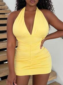 Alexandranx Deep V-Neck Ruched Backless Sexy Solid Color Summer Dress - Yellow - View 3