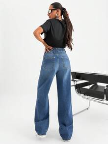 EURMUSE Lässige, vielseitige Damen Jeans mit abgenutzter Knopfleiste und Schlagjeans-Bein - Mittele Waschung - Übersicht 2