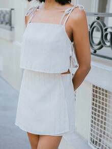 SHEIN Unity 复古夏季条纹套装，搭配系带上衣和裹身迷你裙 - 杏色 - 查看 3