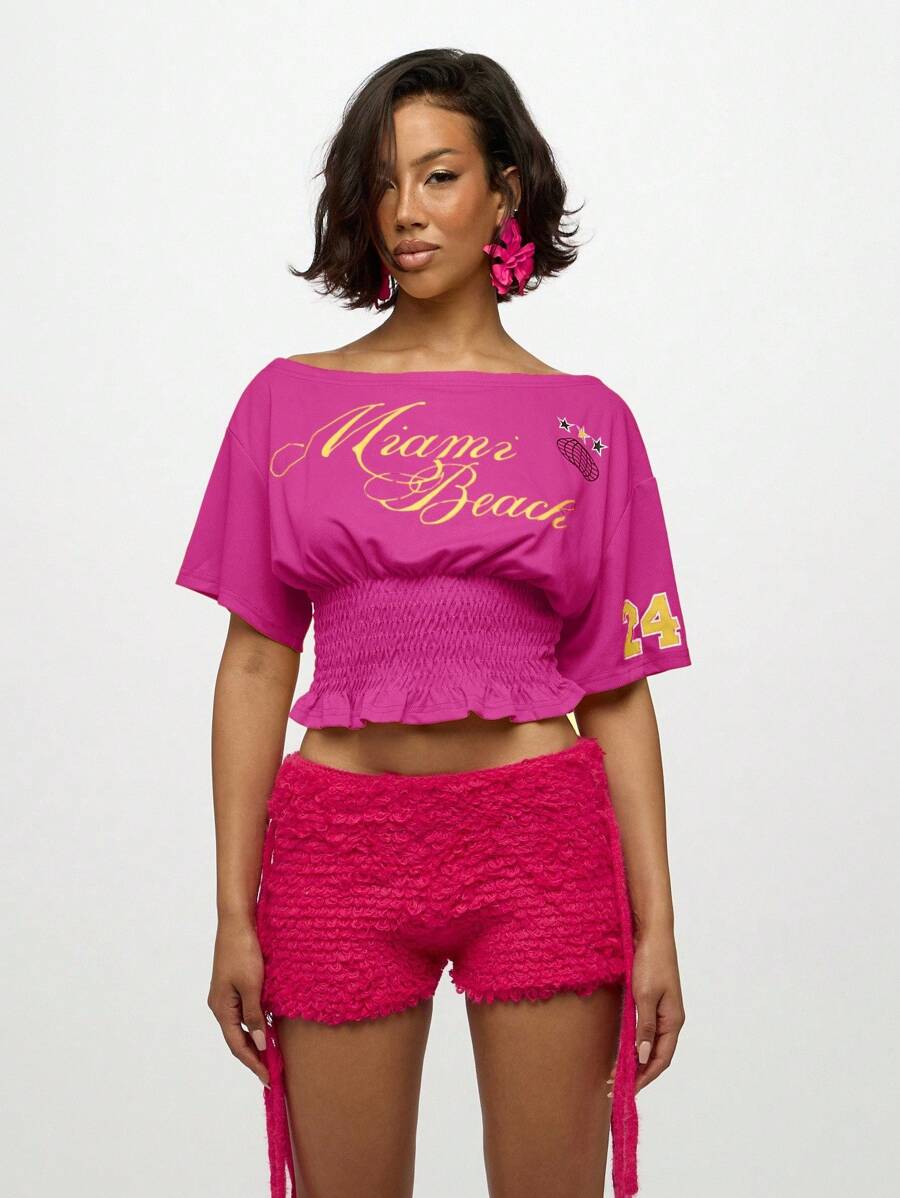 SUMWON WOMEN Camiseta corta de fútbol con hombros descubiertos, cintura fruncida, para verano, festivales, conciertos, redes sociales, bajo con volantes, uso casual, para vacaciones y fiestas