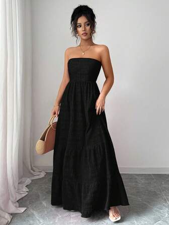 Rafferiza Off The Shoulder Dress Ins Scooped Tube Top Dress For Women In Summer. The Chest Is Pleated To Show The Bust Shape. The Tube Top Design Is Made Of Light And Breathable Textured Fabric. The Loose Skirt Covers The Hips And Makes You Look Thin. Pair It With A Straw Hat For A Beach Vacation And A Sense Of Atmosphere.