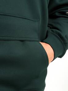 Sudadera con bolsillo y mangas raglán con estampado de letras para hombre, verde oliva - Verde Oscuro - Ver 4