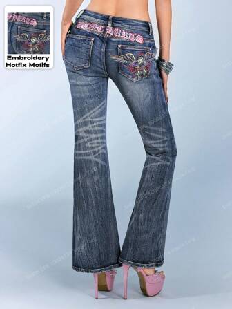 Betty Boop | ROMWE Jeans taille basse délavés à jambe évasée avec figure de biker chic Y2K, ailes de strass et graphique