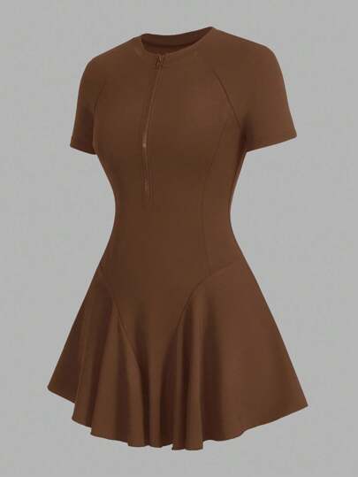 CourtClass 女士休闲纯色短袖运动连衣裙，夏季