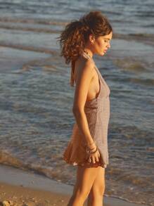 Aralina 女式花卉提花深 V 领荷叶边下摆性感挂脖迷你连衣裙 - 棕色 - 查看 5