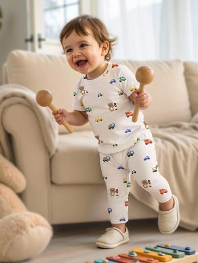 SHEIN Baby Boy Casual Cute Car & Bear Pattern Slim Fit Round Neck Comfortable Short Sleeve Pants Home Outfit, Snug Fit, Spring/Summer