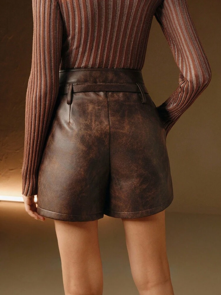 Women's Autumn/Winter PU Leather Distressed Brown Maillard Quilted Paneled Design Versatile Elegant Romantic Retro Modern Waist Belt Design Shorts