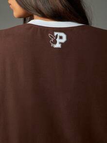 Missguided x Playboy Áo thun cổ tròn phong cách đại học cổ điển cỡ lớn họa tiết Collegiate 1953, cổ tròn, thu đông, thường ngày, áo phông cơ bản, màu nâu trắng tương phản - màu nâu - Xem 5