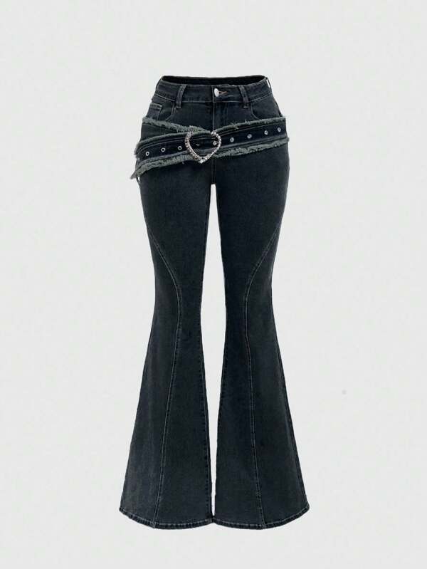 SHEIN x PRISCILA & JIMENA ROMWE Grunge Punk Y2K Retro Heart Metal Buckle Fringe Waist Belt & Flared Jeans For Women, School,Ladies Casual Button Zipper Drop Waist Flare Leg Blue Bootcut Skinny Women Low Waist Jeans, Spring/Fall, Casual Daily Wear
