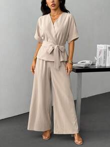 SHEIN PETITE 女士休闲优雅通勤V领收腰宽松衬衫上衣和弹力阔腿裤两件套西装，卡其色西装，适合春夏秋季，女士通勤套装，宽松休闲西装，通勤，优雅，教师节，工作服，毕业，女士教师装，返校 - 卡其色 - 查看 8