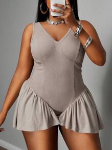 Slaydiva 2025 New Women's Plus Size Casual Street Sports Sleeveless Deep U-Shaped Vest Short Wide Leg Women's Jumpsuit, Khaki Color, Suitable For Music Festivals, Western Style, Nomadic Style, Birthday Parties, Graduation Season, Student Wear, Daily Outings, Versatile, Casual Style, Vacations, Cruise Travel, Beaches, Sunbathing, Popular Internet Celebrities, Minimalist Leisure, Street Wear