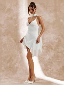 SHEIN BAE Robe moulante blanche sexy à col V profond, ourlet asymétrique en forme de ligne A, robe blanche élégante de graduation - Blanc - Voir 6