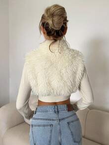 SHEIN ICON Women's Fashion Street Style Zip-Up Buckle Detail Cropped Faux Fur Jacket, Autumn/Winter - Apricot - View 3