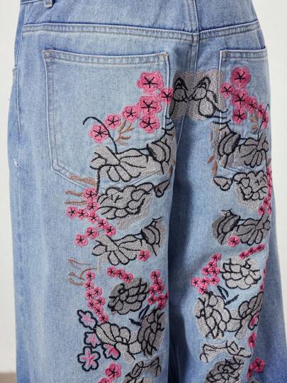 Street Life Men's Floral Embroidered Loose Baggy Jeans