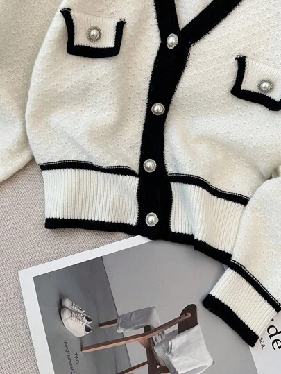 青少年女孩拼色长袖 V 领珍珠纽扣设计休闲针织开衫，秋冬