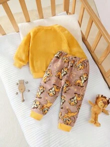 SHEIN 2 件套男婴卡通图案羊毛圆领长袖上衣和裤子睡衣套装 - 黃色 - 查看 2