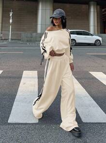 Muchica 杏色针织休闲运动斜肩卫衣女套装 - 杏色 - 查看 1