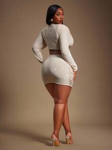 Radiana 大码女装秋冬、春夏优雅华丽性感基本款闪亮上衣，深 V 领，垫肩，百褶裙两件套 - 杏色 - 查看 7