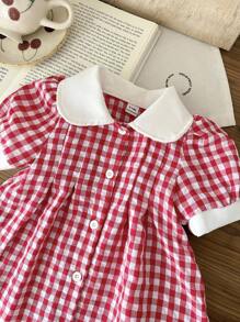 SHEIN Vintaside Kids 女婴格子碎花休闲连衣裙，田园风格，舒适时尚，百搭，春夏季，樱桃装饰 - 紅色 - 查看 7